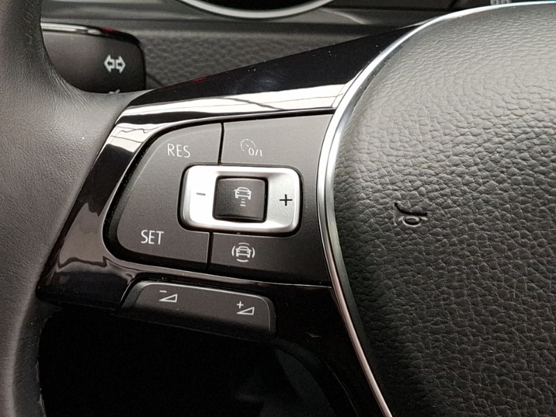 Used Volkswagen Golf 2019 for sale - 76629088: Photo 18