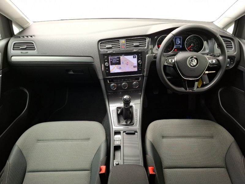 Used Volkswagen Golf 2019 for sale - 76629088: Photo 2