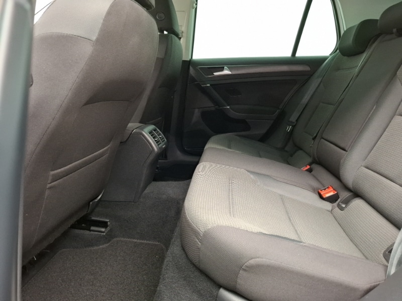 Used Volkswagen Golf 2019 for sale - 76629088: Photo 6