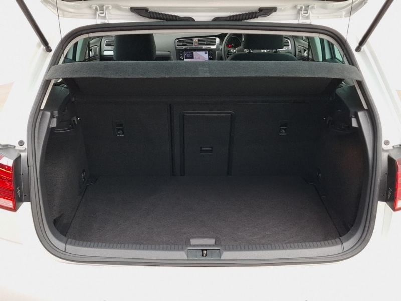 Used Volkswagen Golf 2019 for sale - 76629088: Photo 8