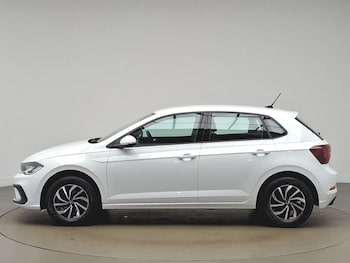 Used Volkswagen Polo 2024 for sale - 79273777: Photo