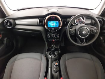 Used MINI Hatch 2019 for sale - 77933336: Photo