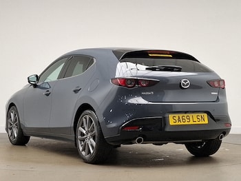 Used Mazda Mazda3 2019 for sale - 77343046: Photo
