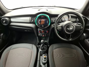 Used MINI Convertible 2018 for sale - 76230093: Photo