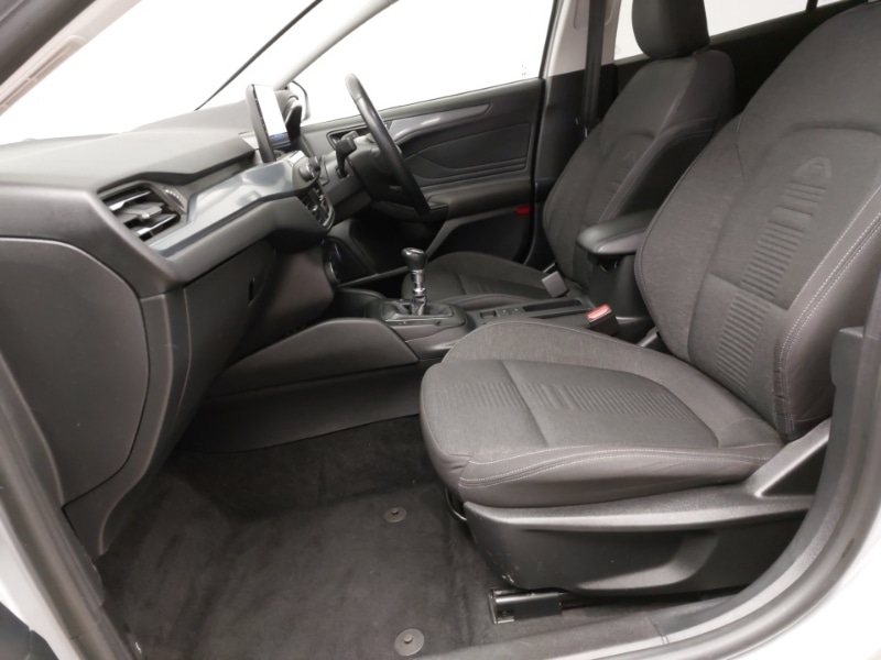 Used Ford Focus 2020 for sale - 76390468: Photo 5