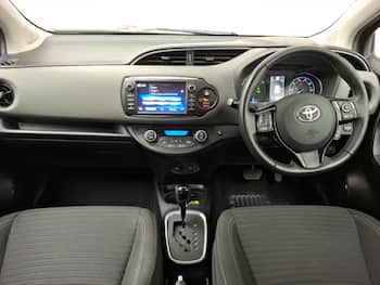 Used Toyota Yaris 2018 for sale - 79734421: Photo