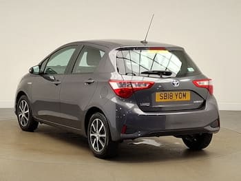 Used Toyota Yaris 2018 for sale - 79734421: Photo
