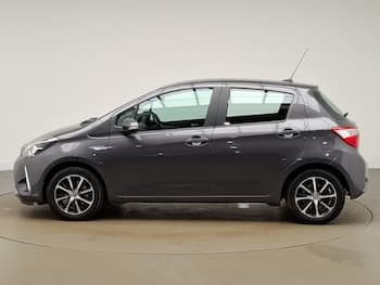 Used Toyota Yaris 2018 for sale - 79734421: Photo