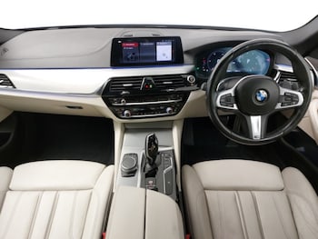 Used BMW 5 Series 2019 for sale - 75725628: Photo