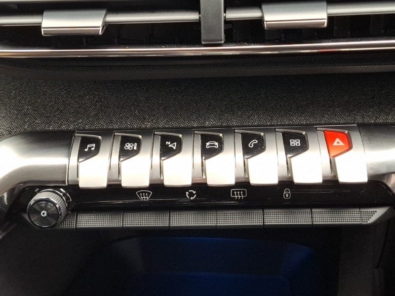 Used Peugeot 3008 2020 for sale - 76726262: Photo 16