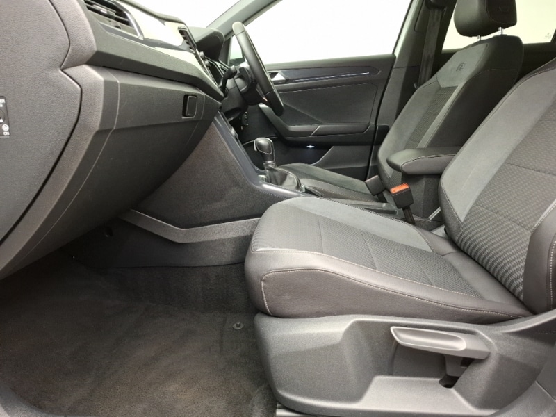 Used Volkswagen T-Roc 2019 for sale - 76543693: Photo 5