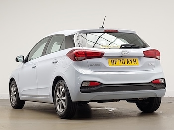 Used Hyundai i20 2020 for sale - 75633827: Photo