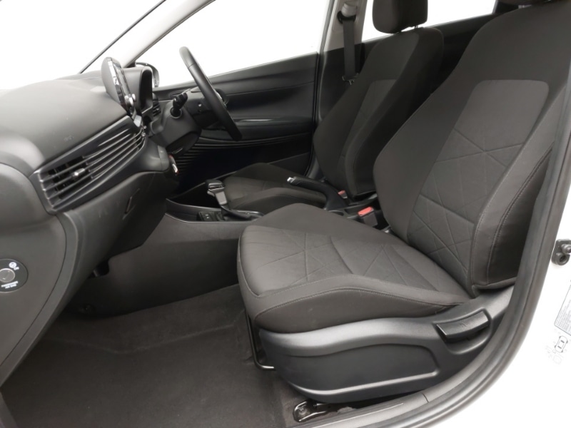 Used Hyundai BAYON 2023 for sale - 76822259: Photo 5