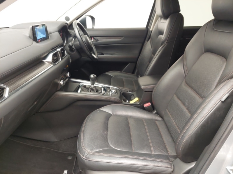 Used Mazda CX-5 2017 for sale - 76493177: Photo 5