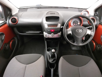 Used Toyota AYGO 2012 for sale - 75633736: Photo