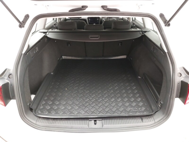 Used Volkswagen Passat 2021 for sale - 77663880: Photo 8