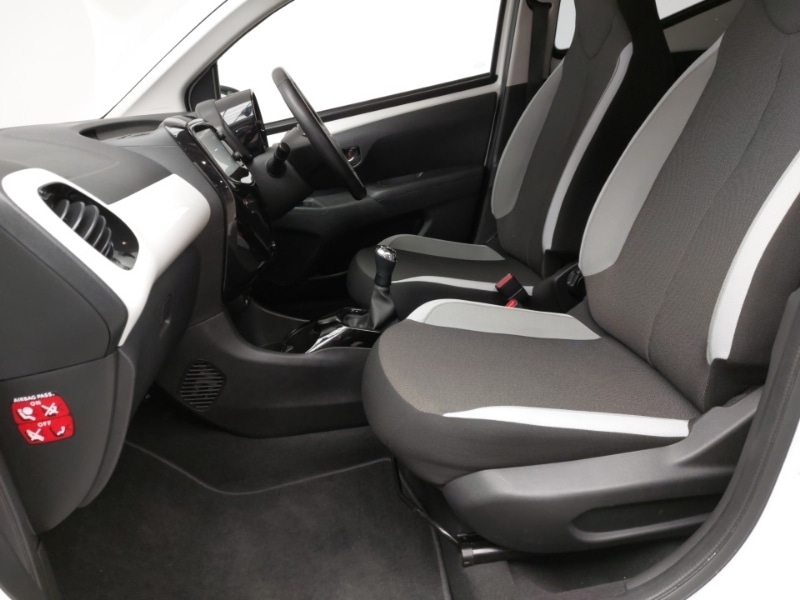 Used Toyota AYGO 2017 for sale - 77149928: Photo 5