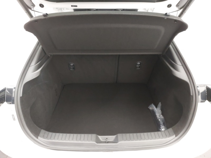 Used Mazda CX-30 2025 for sale - 76471526: Photo 8