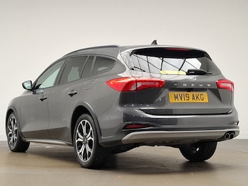 Used Ford Focus 2019 for sale - 77503112: Photo