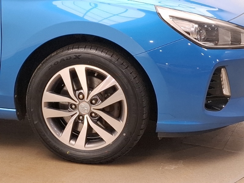 Used Hyundai i30 2018 for sale - 76639198: Photo 9