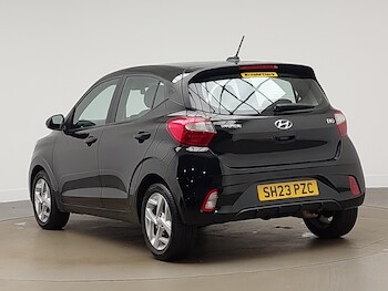 Used Hyundai i10 2023 for sale - 77751875: Photo