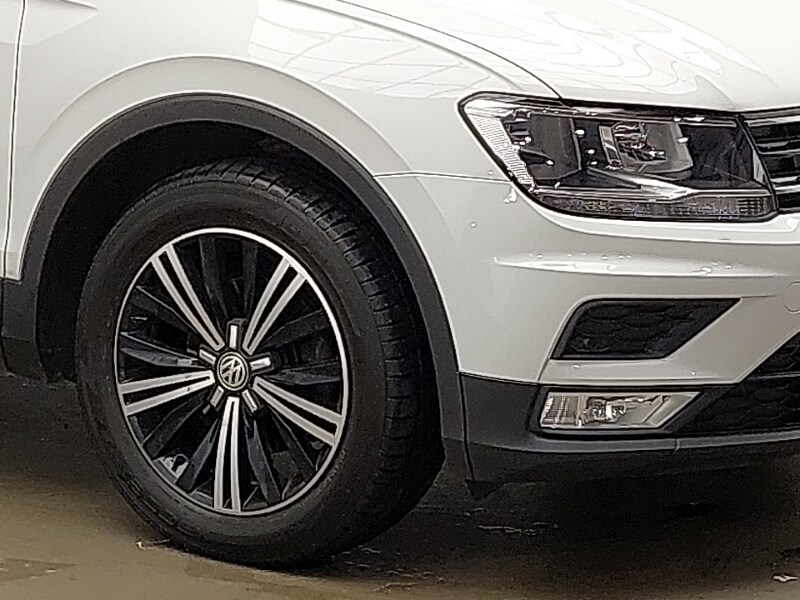 Used Volkswagen Tiguan 2016 for sale - 77832199: Photo 9