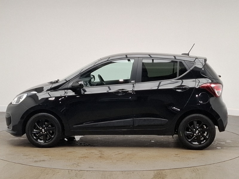 Used Hyundai i10 2018 for sale - 76484175: Photo 4