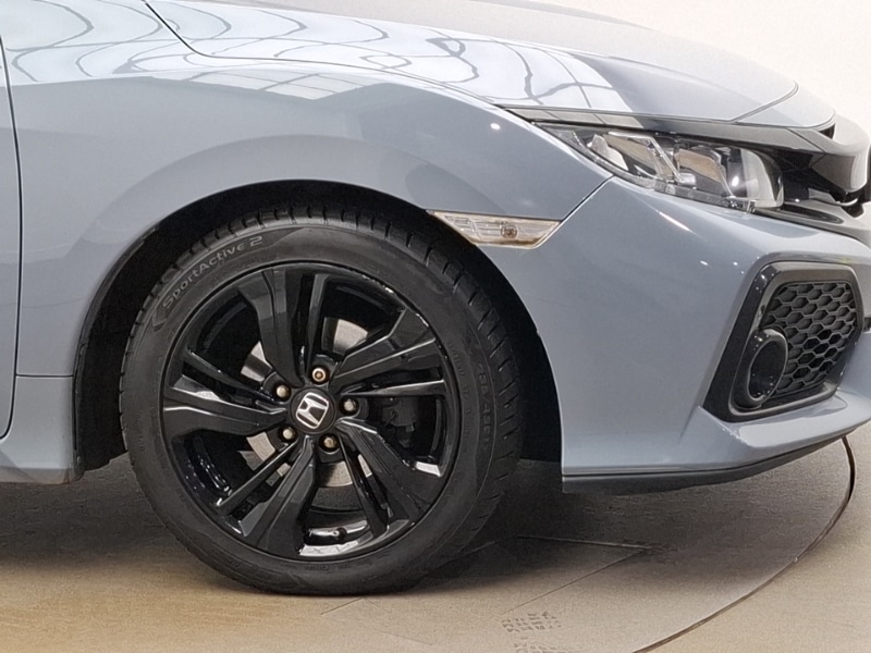 Used Honda Civic 2018 for sale - 76471541: Photo 9