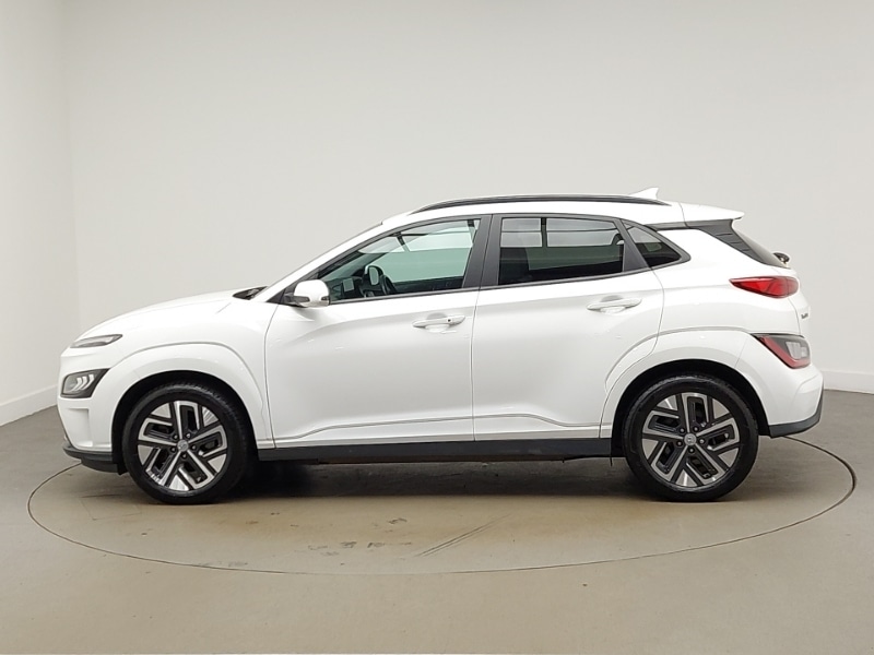 Used Hyundai KONA 2023 for sale - 77948111: Photo 4