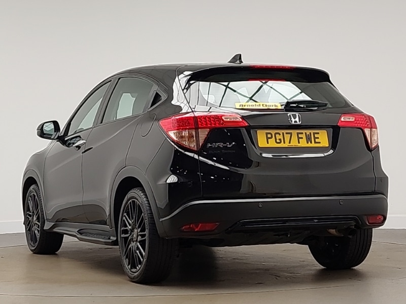 Used Honda HR-V 2017 for sale - 76169790: Photo 3
