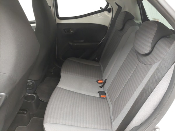 Used Toyota AYGO 2019 for sale - 76311578: Photo 6
