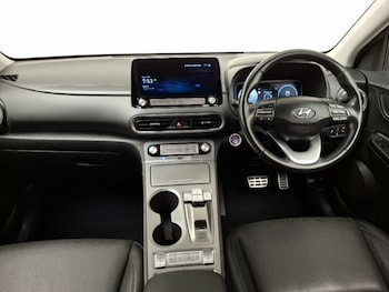 Used Hyundai KONA 2023 for sale - 78202719: Photo