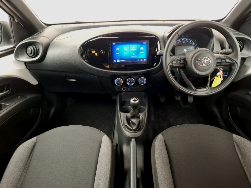 Used Toyota Aygo X 2024 for sale - 78032787: Photo 2