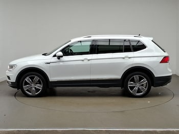 Used Volkswagen Tiguan Allspace 2021 for sale - 78440487: Photo