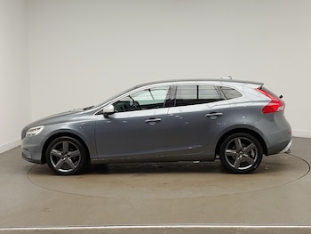 Used Volvo V40 2017 for sale - 78482229: Photo