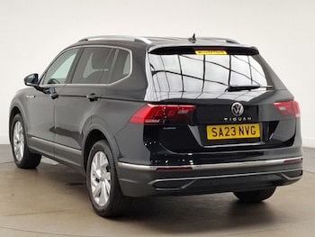 Used Volkswagen Tiguan Allspace 2023 for sale - 78842076: Photo