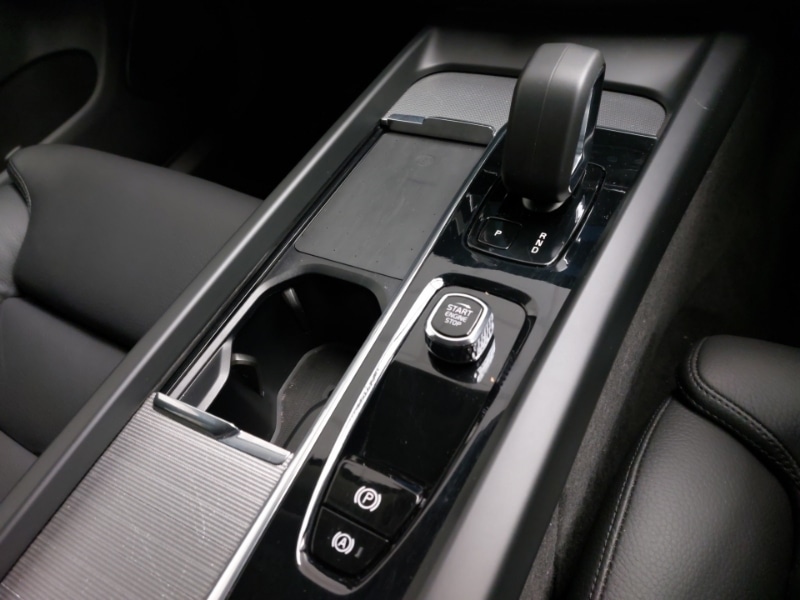 Used Volvo XC60 2023 for sale - 76708086: Photo 16