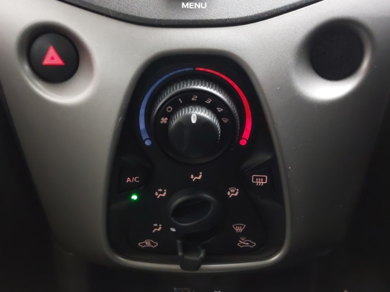 Used Toyota AYGO 2018 for sale - 77922671: Photo 15