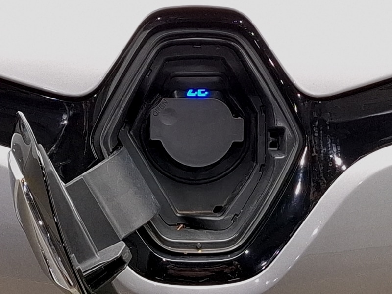 Used Renault Zoe 2015 for sale - 76343425: Photo 14