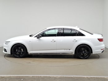 Used Audi A4 2018 for sale - 78146800: Photo