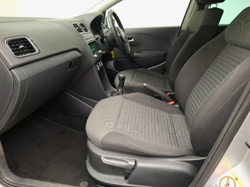 Used Volkswagen Polo 2011 for sale - 77503120: Photo 5