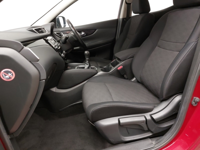 Used Nissan Qashqai 2017 for sale - 76737231: Photo 5