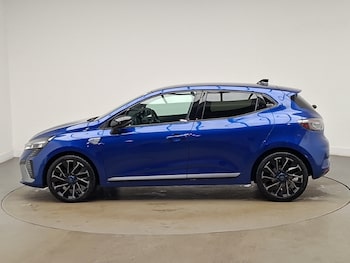 Used Renault Clio 2024 for sale - 79420579: Photo
