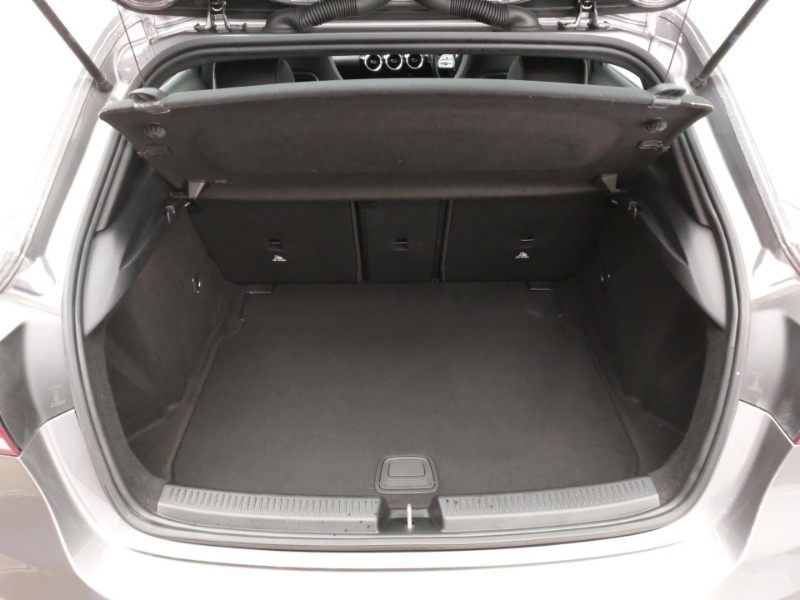 Used Mercedes-Benz A-Class 2018 for sale - 77141895: Photo 8