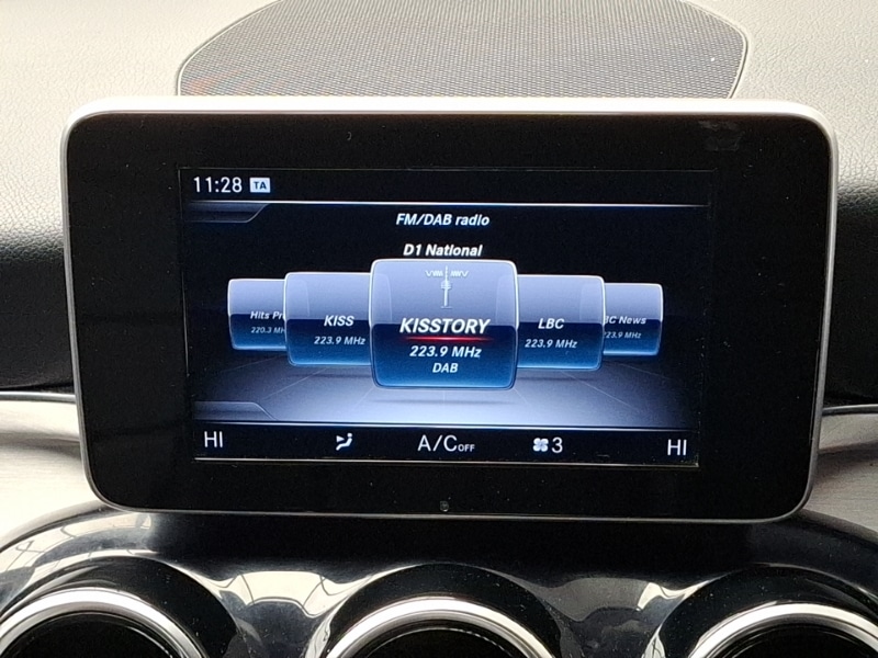 Used Mercedes-Benz C Class 2018 for sale - 78113392: Photo 10