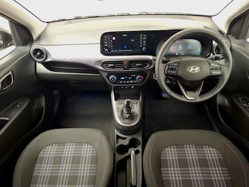 Used Hyundai i10 2025 for sale - 76983356: Photo