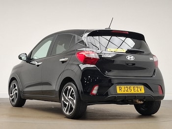 Used Hyundai i10 2025 for sale - 76983356: Photo