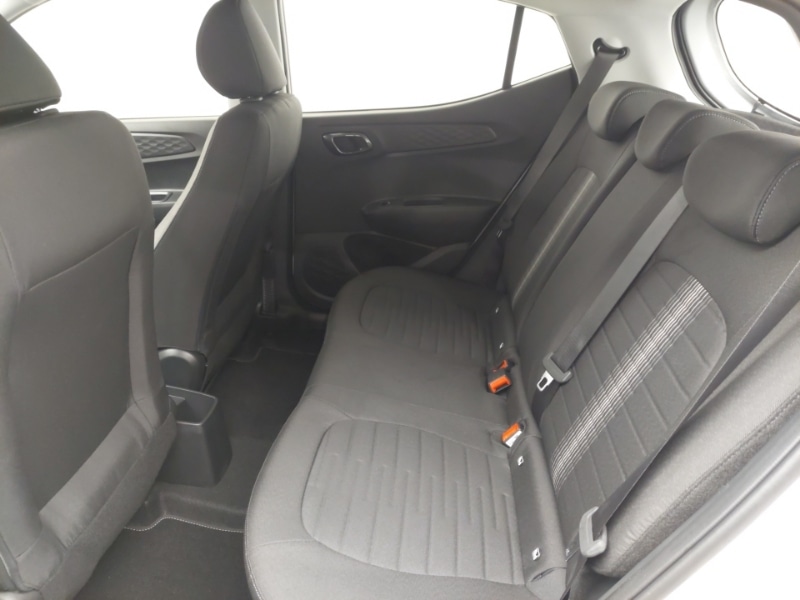 Used Hyundai i10 2025 for sale - 77115135: Photo 6