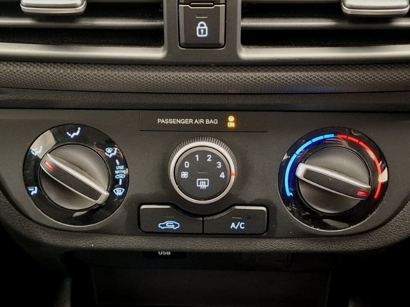 Used Hyundai i10 2023 for sale - 76964235: Photo 16