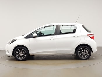 Used Toyota Yaris 2019 for sale - 76354828: Photo